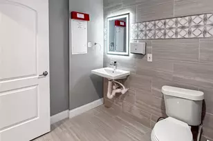 2508 W Crawford St, Denison, TX 75020 - Photo 13