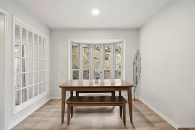 907 Sleepy Hollow Drive, Cedar Hill, TX 75104 - Photo 9