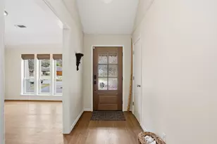 907 Sleepy Hollow Dr, Cedar Hill, TX 75104 - Photo 5