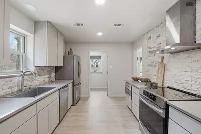 907 Sleepy Hollow Drive, Cedar Hill, TX 75104 - Photo 7