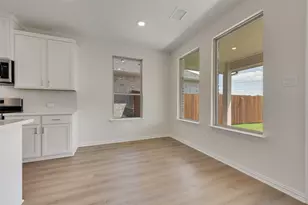 1114 Redcoat Dr, Forney, TX 75126 - Photo 9