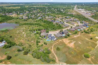 18 Canyon View Court, Wichita Falls, TX 76309 - Photo 7