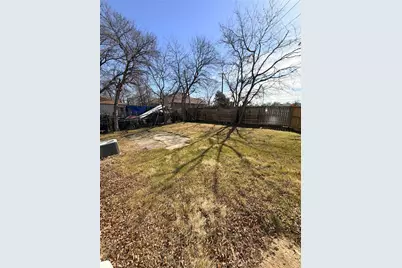 2700 Bideker Avenue, Fort Worth, TX 76105 - Photo 11