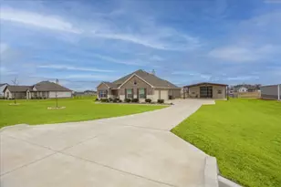 161 Chester Rd, Springtown, TX 76082 - Photo 5