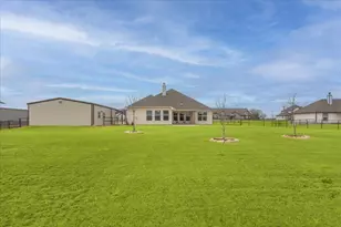 161 Chester Rd, Springtown, TX 76082 - Photo 29