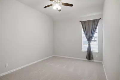 161 Chester Road, Springtown, TX 76082 - Photo 23