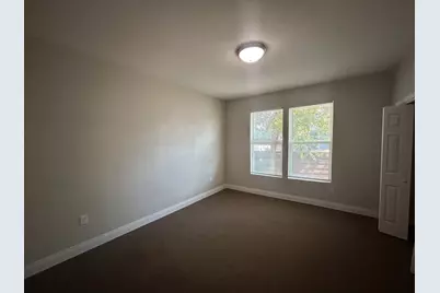 111 S Wood Street, Ferris, TX 75125 - Photo 9