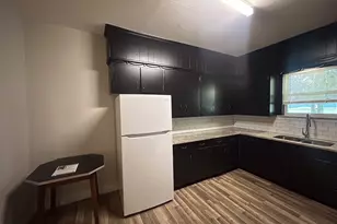 111 S Wood St, Ferris, TX 75125 - Photo 7