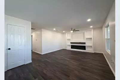 924 E Titus Street, Mexia, TX 76667 - Photo 11