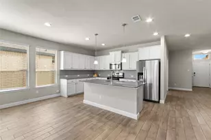 1045 Kirkham Wy, Fort Worth, TX 76247 - Photo 7