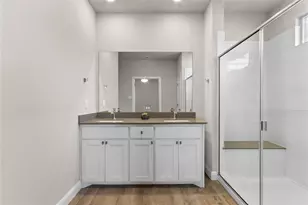 1045 Kirkham Wy, Fort Worth, TX 76247 - Photo 15