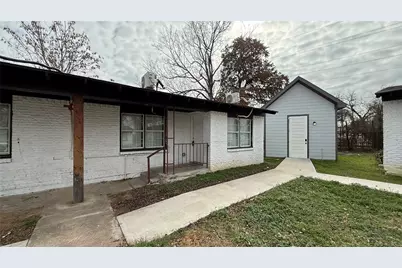 2223 Jb Jackson Jr Boulevard #J, Dallas, TX 75210 - Photo 1