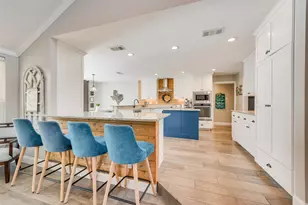 126 Forest Brook St, Oak Leaf, TX 75154 - Photo 13