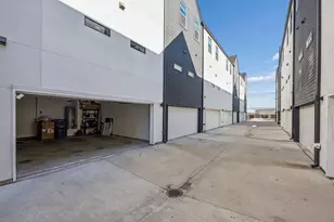 1147 N Madison Ave, Dallas, TX 75208 - Photo 21