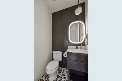 1147 N Madison Avenue #107, Dallas, TX 75208 - Photo 5