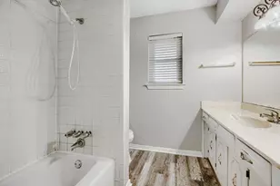 3201 Winchester Dr, Plano, TX 75075 - Photo 17