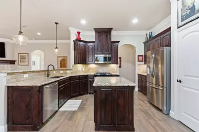 2038 Clive Drive, Granbury, TX 76048 - Photo 9