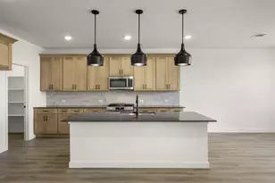 657 Tyronza Dr, Justin, TX 76247 - Photo 7