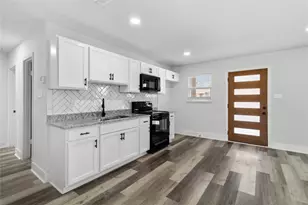 610 Stonewall Dr, Euless, TX 76039 - Photo 15