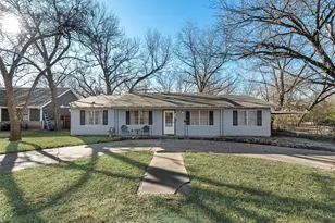 110 Hackberry St, Lancaster, TX 75146 - Photo 3