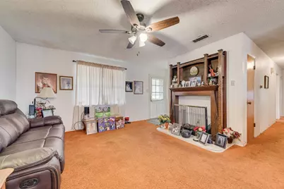 110 Hackberry Street, Lancaster, TX 75146 - Photo 11