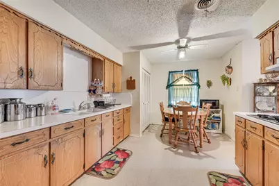 110 Hackberry Street, Lancaster, TX 75146 - Photo 15