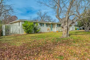 3816 Springbranch Dr, Benbrook, TX 76116 - Photo 19