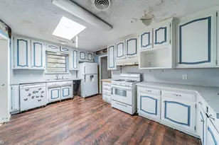 3816 Springbranch Dr, Benbrook, TX 76116 - Photo 9