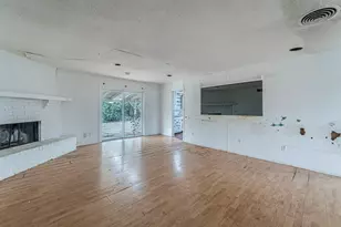 3816 Springbranch Dr, Benbrook, TX 76116 - Photo 5