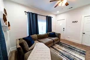 1415 N Houston St, Fort Worth, TX 76164 - Photo 5