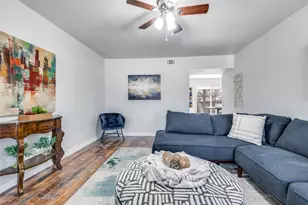 2314 Gilbert Cir, Arlington, TX 76010 - Photo 3