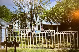 322 W Anderson St, Weatherford, TX 76086 - Photo 1