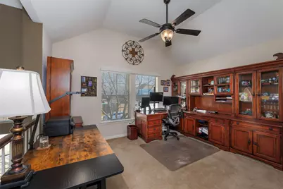 8525 Castle Creek Road, North Richland Hills, TX 76182 - Photo 25