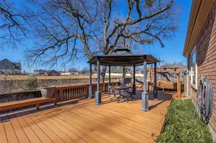 8525 Castle Creek Rd, North Richland Hills, TX 76182 - Photo 33