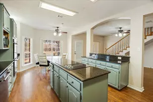 227 N Hopson St, Van Alstyne, TX 75495 - Photo 9