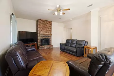 227 N Hopson Street, Van Alstyne, TX 75495 - Photo 3
