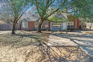 227 N Hopson St, Van Alstyne, TX 75495 - Photo 35