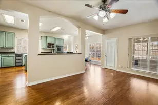 227 N Hopson St, Van Alstyne, TX 75495 - Photo 7