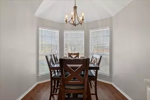 800 Kathryn Dr, Lewisville, TX 75067 - Photo 9