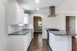 11236 Quail Run St, Dallas, TX 75238 - Photo 13