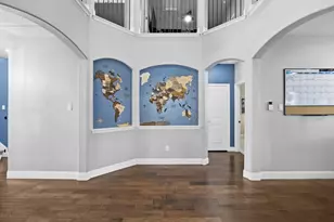 1056 Mesa Crest Dr, Fort Worth, TX 76052 - Photo 5