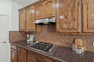 1421 Dutch Hollow Dr, Frisco, TX 75033 - Photo 11