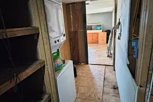 3621 Gary St, Cleburne, TX 76031 - Photo 7