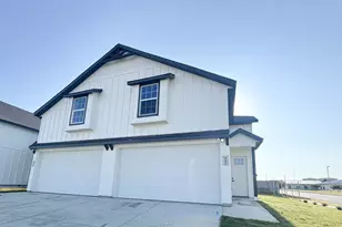 913 Cooksey Ct, Grandview, TX 76050 - Photo 3