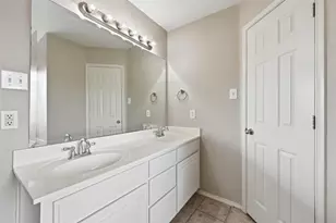 528 Bretts Way, Burleson, TX 76028 - Photo 19