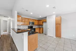 528 Bretts Way, Burleson, TX 76028 - Photo 9