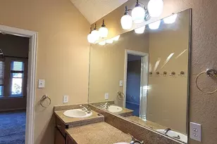 9807 Sunrise Ct, Irving, TX 75063 - Photo 13