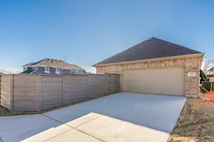 1725 Blakely Pl, Aubrey, TX 76227 - Photo 33