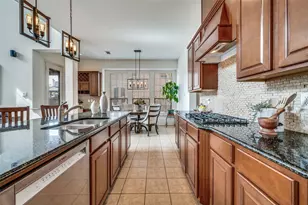 512 Castlewood Dr, McKinney, TX 75071 - Photo 5