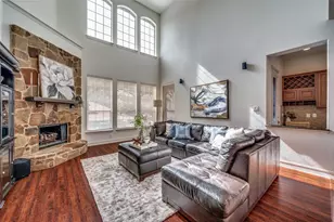 512 Castlewood Dr, McKinney, TX 75071 - Photo 3